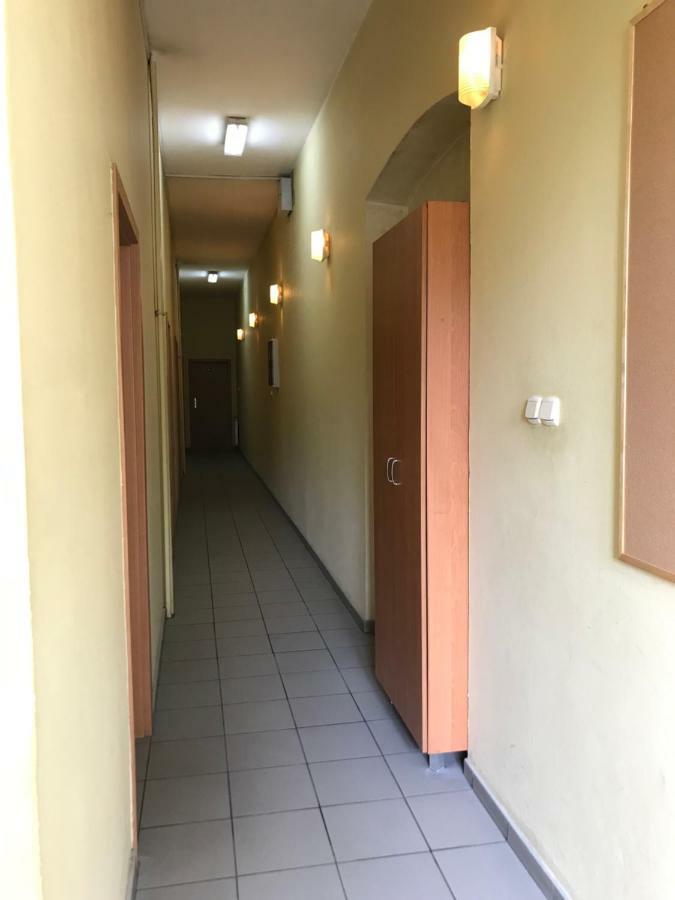 Clarus Mons Studio Hostel Czestochowa Exterior photo